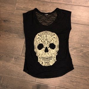 Express Sugar skull graphic tee